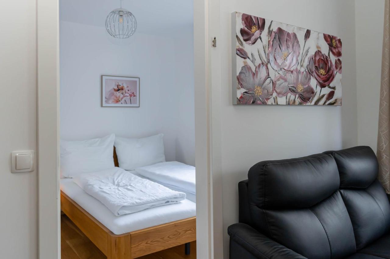 Modern Apartment With Tiny Garden Near City Center Βιέννη Εξωτερικό φωτογραφία