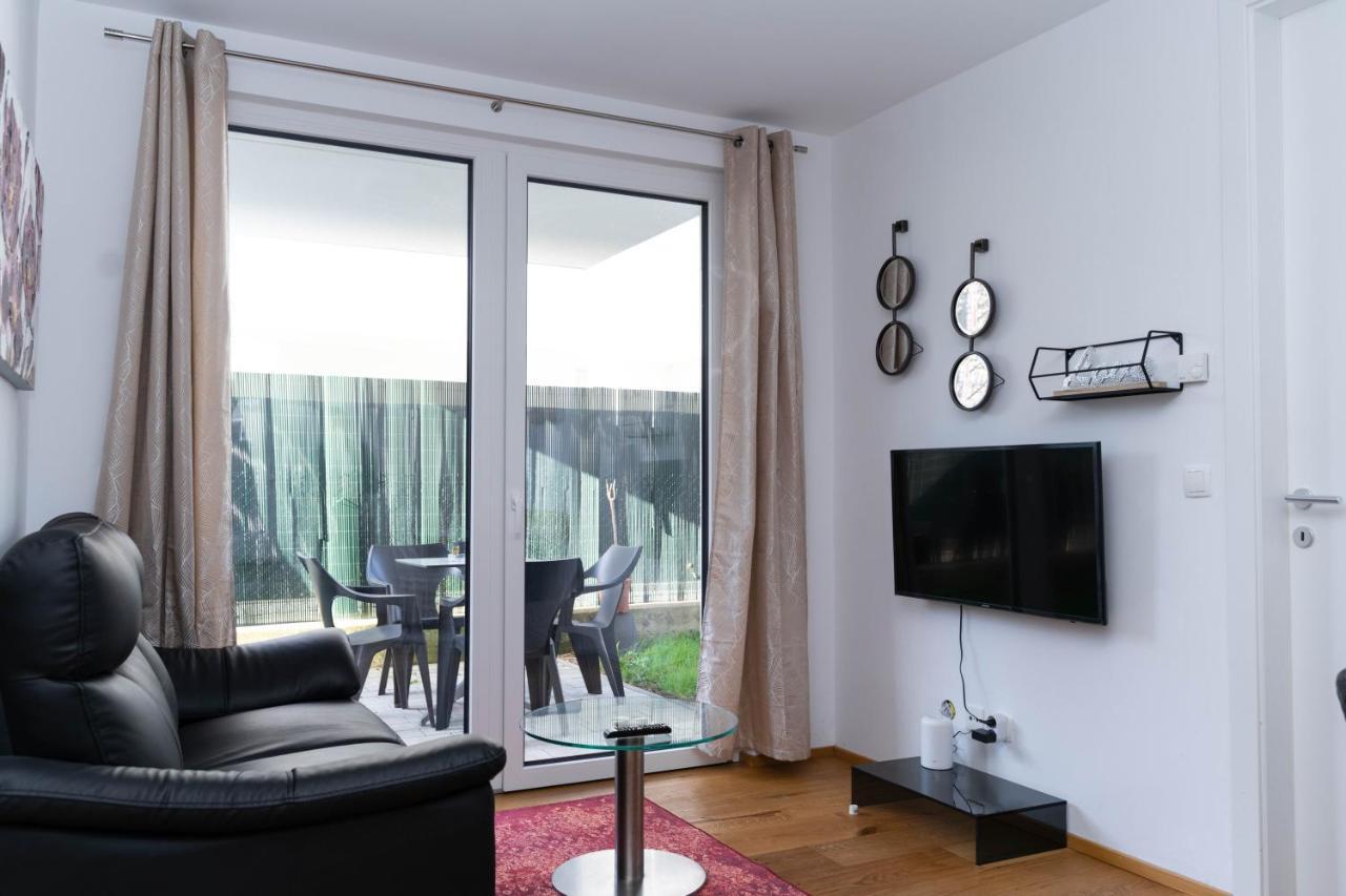 Modern Apartment With Tiny Garden Near City Center Βιέννη Εξωτερικό φωτογραφία