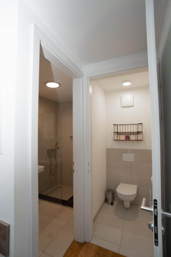 Modern Apartment With Tiny Garden Near City Center Βιέννη Εξωτερικό φωτογραφία
